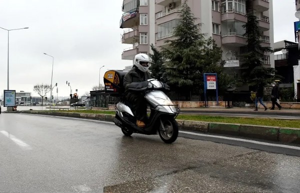 Bakan Şimşek'ten Kuryeleri Sevindirecek Haber! Zorunlu Belgeler İçin Ek Süre